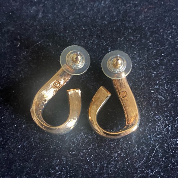 Swarovski Signature Matching Brooch and Earrings - Picture 5 of 5